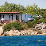 مكان تخييم Baia Saraceno *