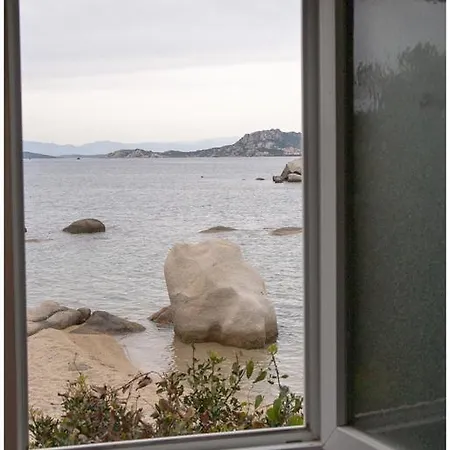 Baia Saraceno 캠프장 팔라우