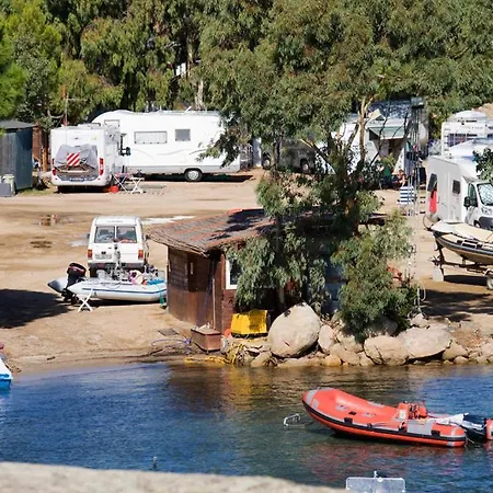 Kamp alanı Baia Saraceno