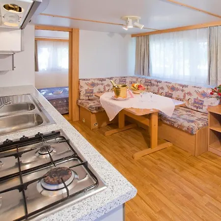 Camping Baia Saraceno Кемпинг *