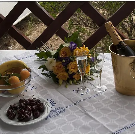 Baia Saraceno Kamp alanı Palau