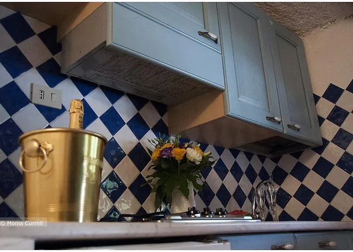 营地 Baia Saraceno 帕劳