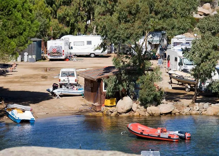 营地 Baia Saraceno