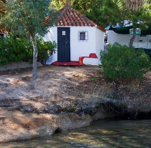 营地 Baia Saraceno 帕劳